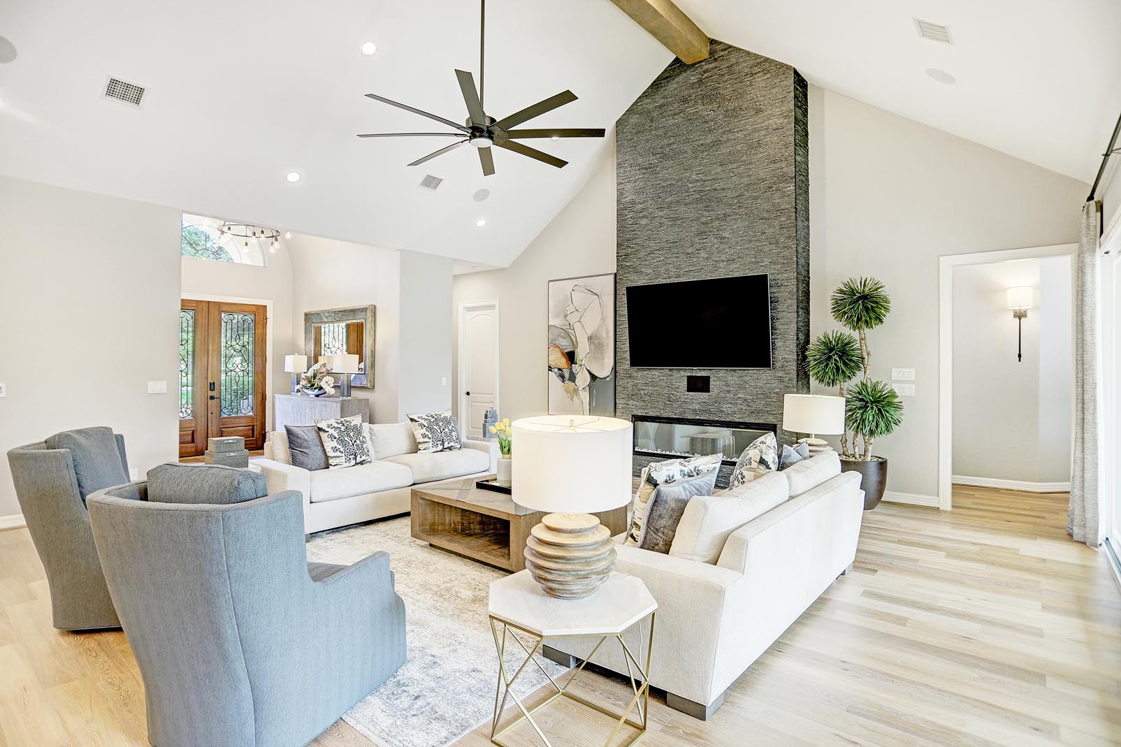 Foster Creek 7502 IMG 05_1_1