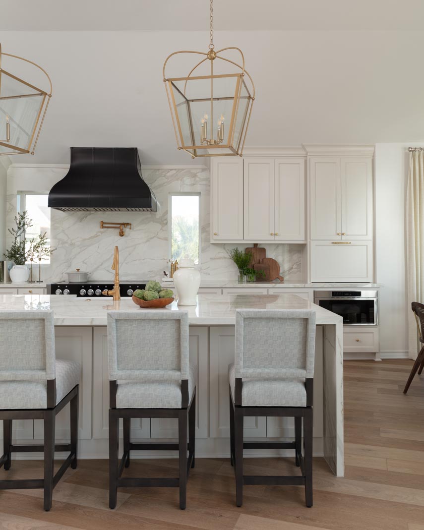 NikoleStarr_TikiIsland_01